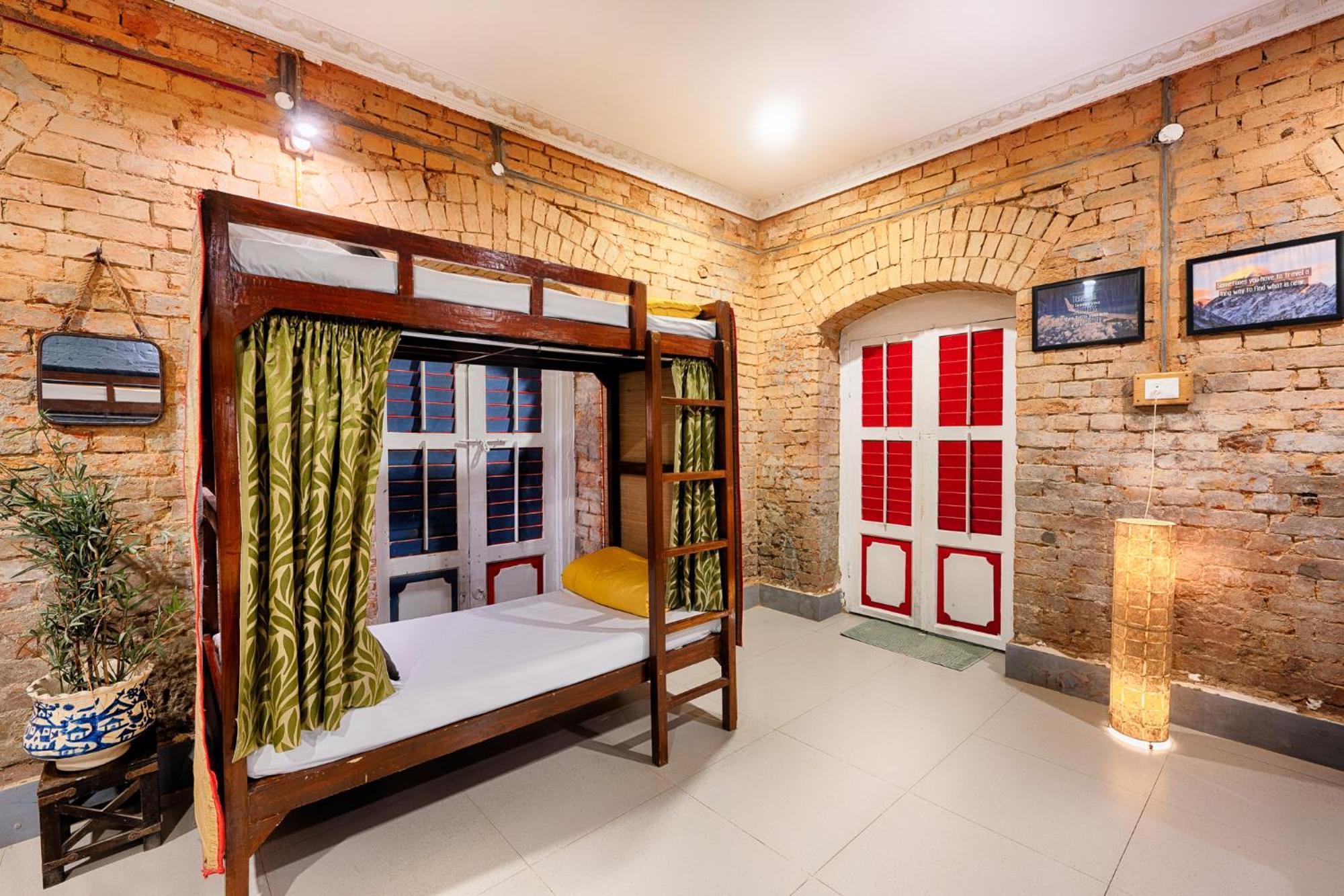 International Travellers' Hostel By Ith Stays Varanasi Exterior foto