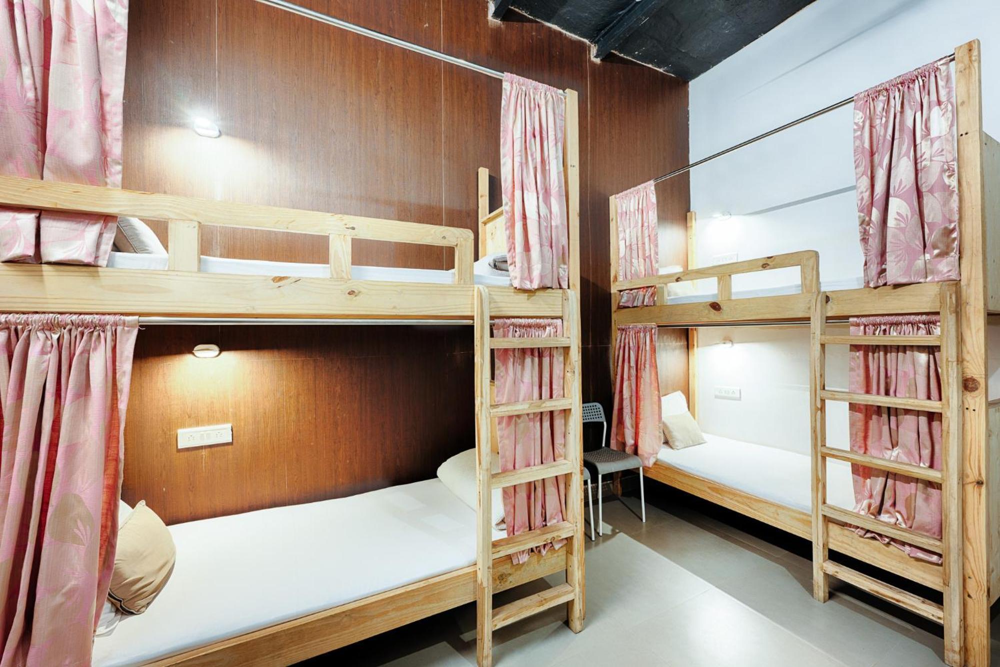 International Travellers' Hostel By Ith Stays Varanasi Exterior foto